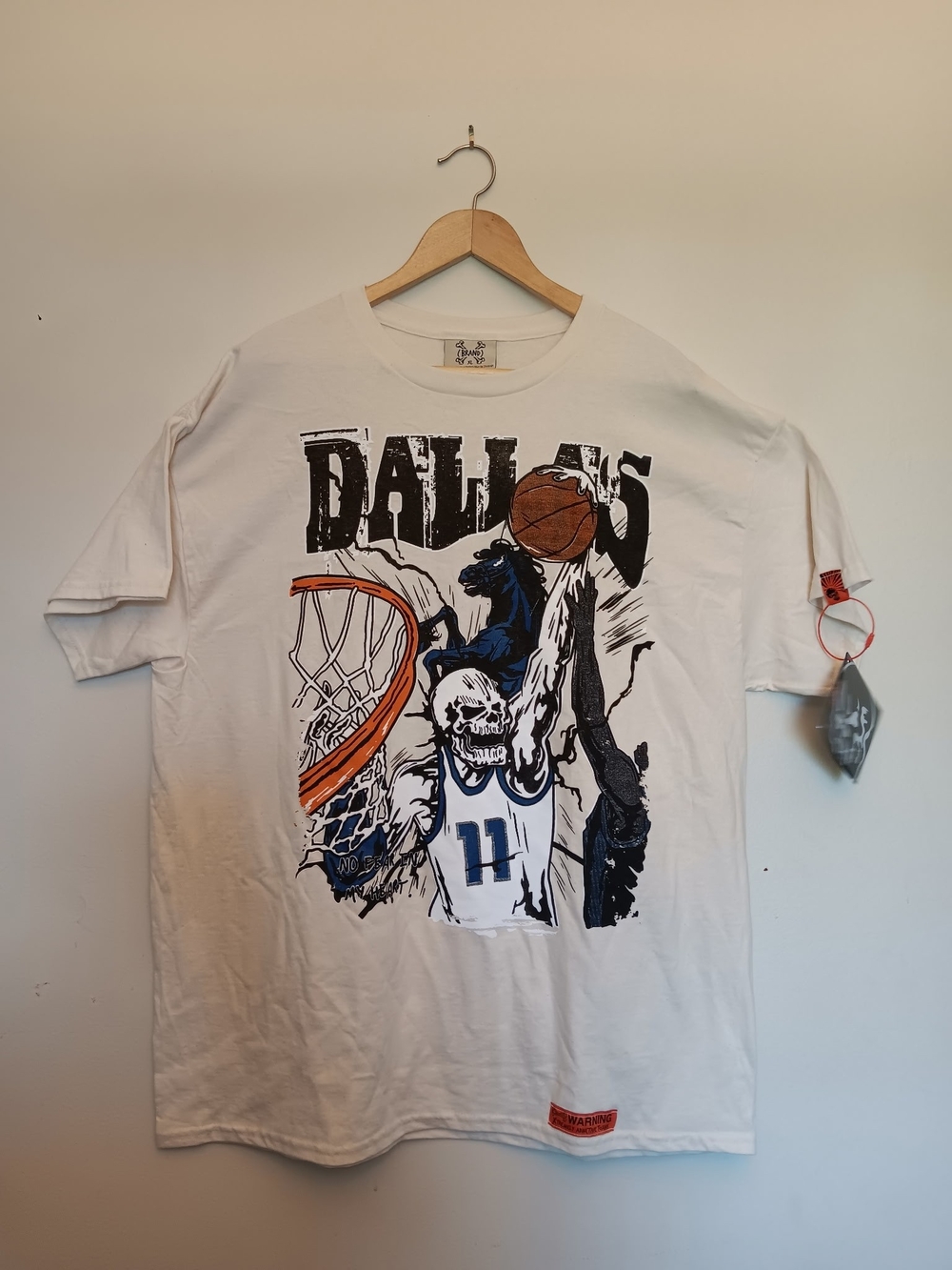 Dallas Mavericks Graphic Short Sleeve Tee - White